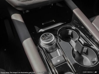 2025 Ford Explorer Platinum  - Sunroof -  Cooled Seats - Image 16