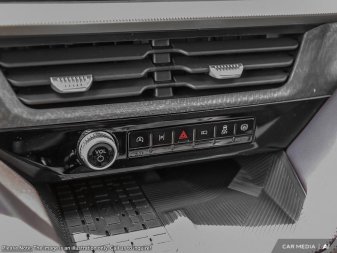 2025 Ford Explorer Platinum  - Sunroof -  Cooled Seats - Image 23