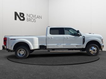 2025 Ford F-350 Super Duty Lariat  - Power Stroke - Image 5