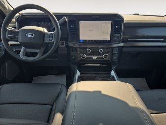 2025 Ford F-350 Super Duty Lariat  - Power Stroke - Image 9
