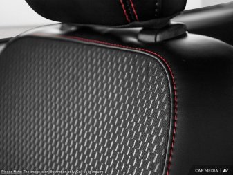 2025 Ford Escape ST-Line  - Heated Seats - Image 19