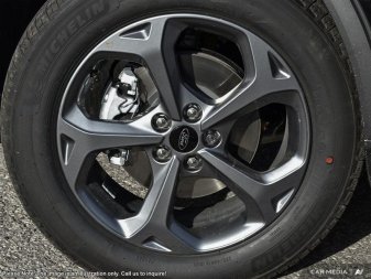2025 Ford Escape ST-Line  - Sunroof - Image 7