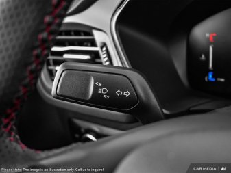 2025 Ford Escape ST-Line  - Sunroof - Image 24