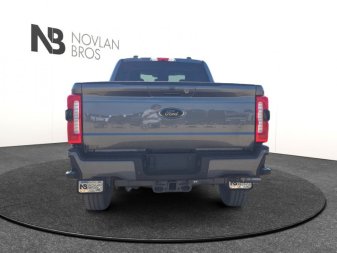 2026 Ford F-350 Super Duty Lariat  - Premium Audio - Image 4