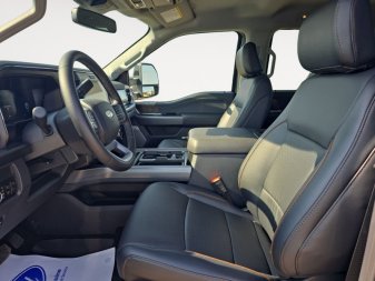 2026 Ford F-350 Super Duty Lariat  - Premium Audio - Image 8