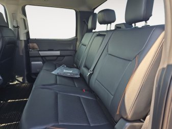 2026 Ford F-350 Super Duty Lariat  - Premium Audio - Image 12