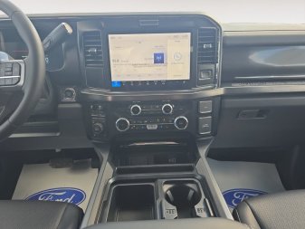2026 Ford F-250 Super Duty Lariat - Image 10