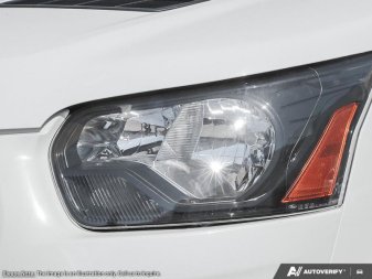 2025 Ford Transit Passenger Wagon XL  - Tow Package - Image 9