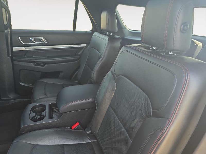 Ford Explorer Sport  - Sunroof - Heated Seats 1FM5K8GT1JGB00949 127705