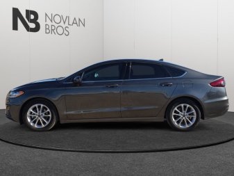 2020 Ford Fusion SE  - Heated Seats - Navigation - Image 2