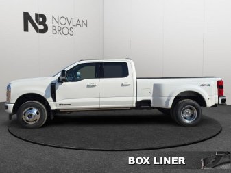 2026 Ford F-350 Super Duty Platinum  - Diesel Engine - Image 2
