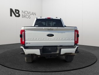 2025 Ford F-350 Super Duty Lariat  - Power Stroke - Image 4