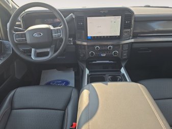 2025 Ford F-350 Super Duty Lariat  - Power Stroke - Image 9