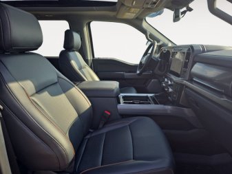 2025 Ford F-350 Super Duty Lariat  - Power Stroke - Image 13