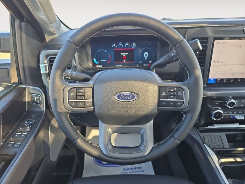 Ford F-350 Super Duty Lariat 1FT8W3BM5SEC70981 127914