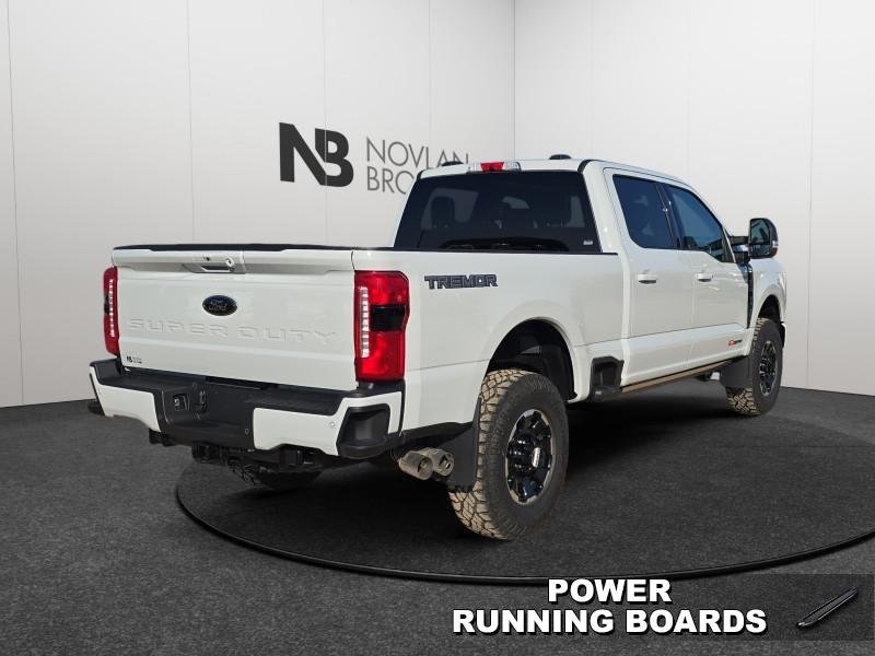 Ford F-350 Super Duty Lariat 1FT8W3BM5SEC70981 127926