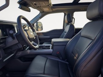 2025 Ford F-350 Super Duty Lariat - Image 7