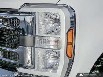 2025 Ford F-250 Super Duty XLT  - Running Boards - Image 8
