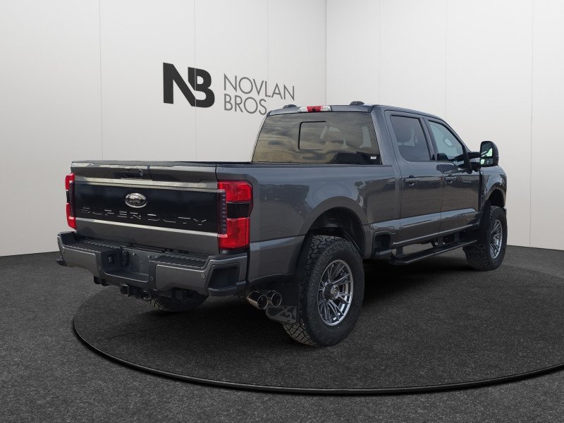 Ford F-350 Super Duty Lariat  - Leather Seats 1FT8W3BT6PED48117 129512