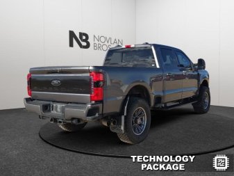 2023 Ford F-350 Super Duty Lariat  - Leather Seats - Image 4