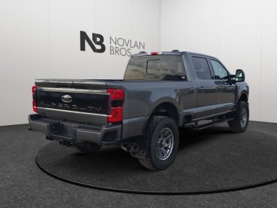 2023 Ford F-350 Super Duty Lariat  - Leather Seats - Image 5