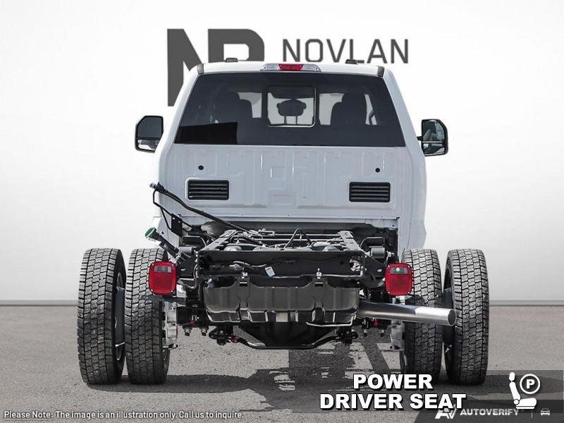 Ford F-550 Super Duty DRW XLT  - Diesel Engine 1FD0W5HT8TEC76083 128921