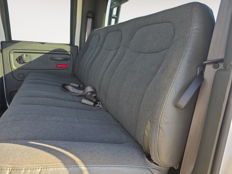 GMC TC5500 BASE  - SOLD AS IS -  DVD Player 1GDE5E39X7F424657 128939