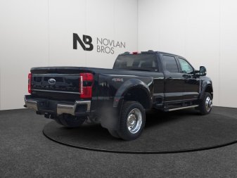 2026 Ford F-450 Super Duty Lariat  - Premium Audio - Image 4