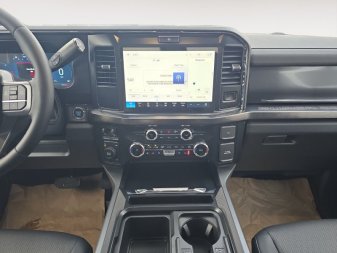 2026 Ford F-450 Super Duty Lariat  - Premium Audio - Image 10