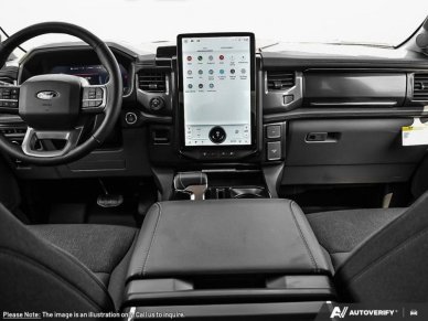 2025 Ford F-150 Lightning Flash - Image 21