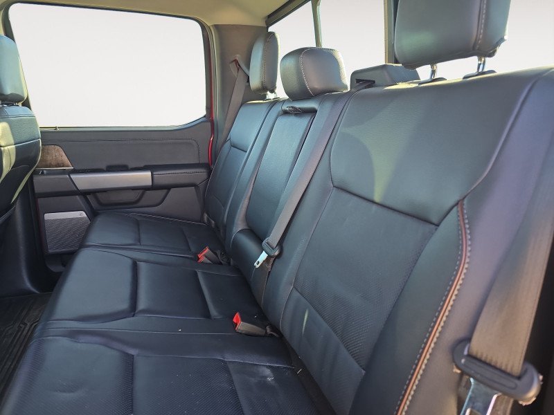 Ford F-350 Super Duty Lariat  - Diesel Engine 1FT8W3BT1PED87150 129318