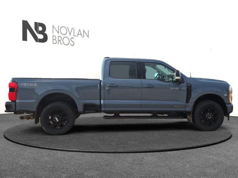 Ford F-350 Super Duty Lariat  - Diesel Engine 1FT8W3BT6PEE13130 129387