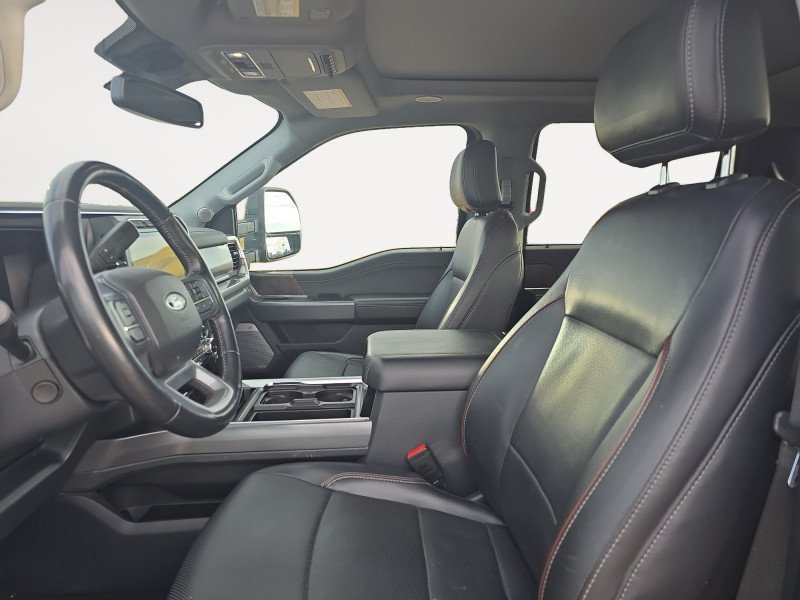 Ford F-350 Super Duty Lariat  - Diesel Engine 1FT8W3BT6PEE13130 129389