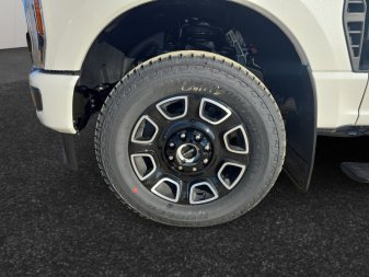 2026 Ford F-350 Super Duty Platinum  - Premium Audio - Image 13