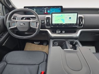 2025 Ford Expedition Platinum - Image 9