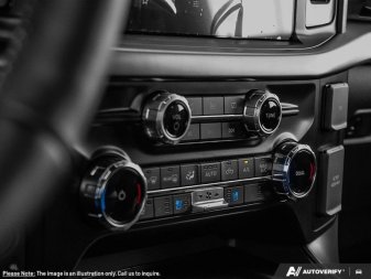 2025 Ford F-150 Lariat  - Tow Package - Image 23