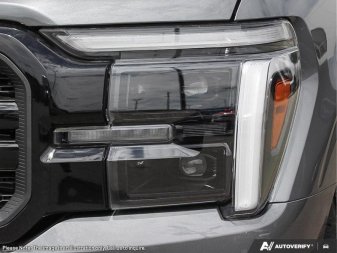 2025 Ford F-150 Lariat  - Sunroof - Image 7