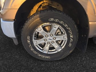 2022 Ford F-150 XLT - Image 14