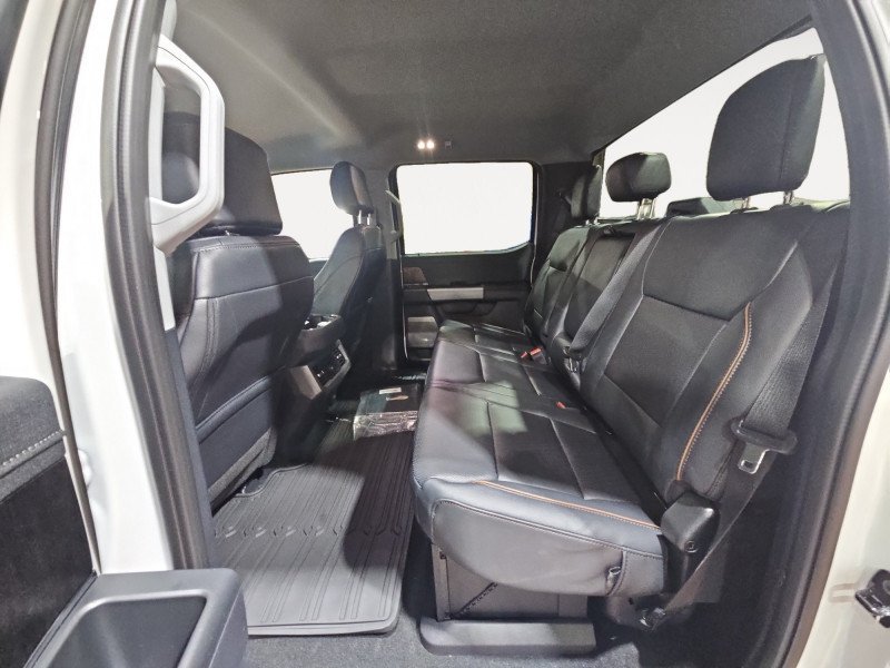 Ford F-350 Super Duty Lariat  - Premium Audio 1FT8W3DT9TED11845 132804