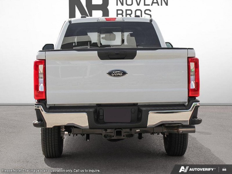 Ford F-350 Super Duty XL 1FT8W3BT3TEC14739 132630