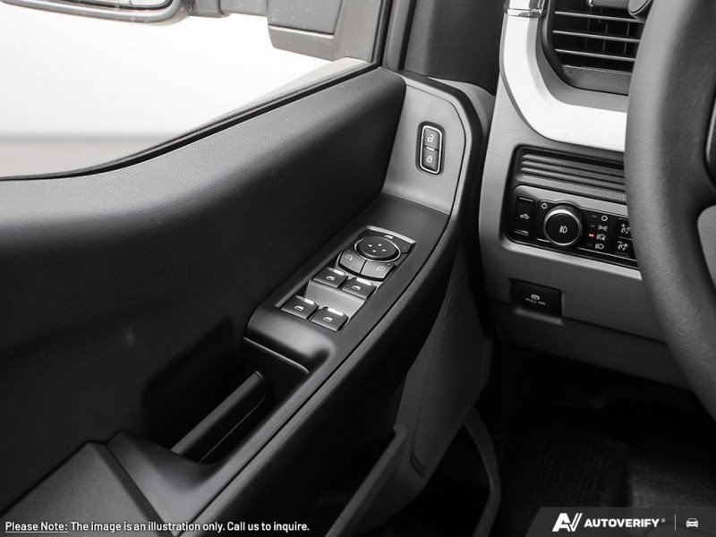 Ford F-350 Super Duty XL 1FT8W3BT3TEC14739 132641