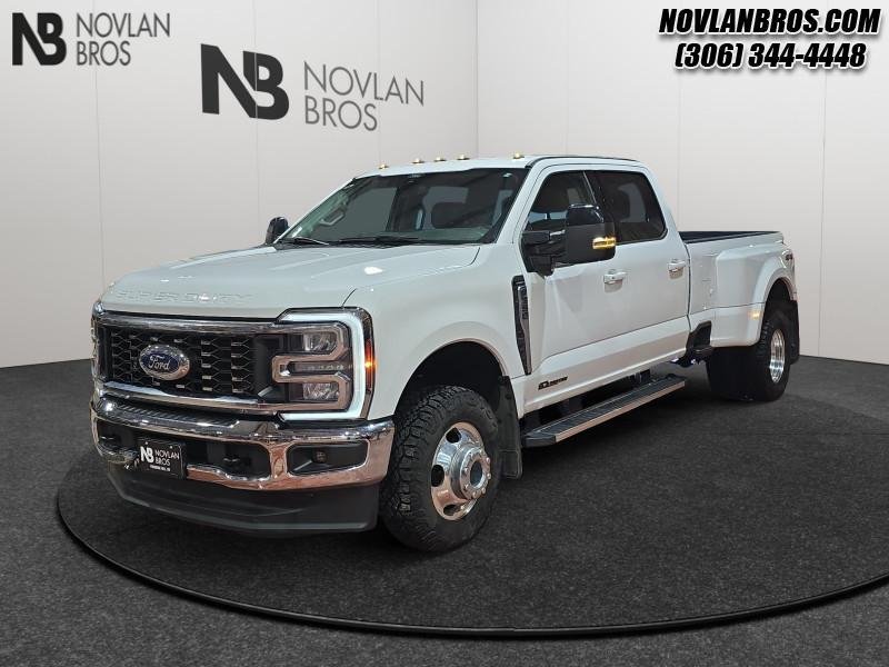 Ford F-350 Super Duty Lariat  - Leather Seats 1FT8W3DT3REE06958 133526