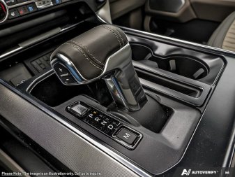 2025 Ford F-150 Platinum - Image 15