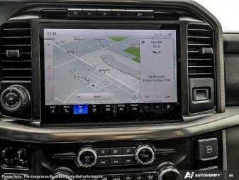 2025 Ford F-150 Platinum - Image 16