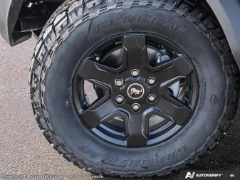 2025 Ford Bronco Big Bend  - Navigation - Image 6