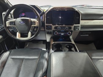 2022 Ford F-350 Super Duty Lariat  - Power Stroke - Image 9