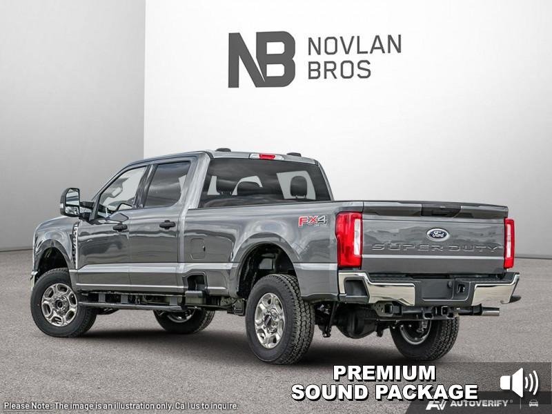 Ford F-350 Super Duty XLT  - Diesel Engine 1FT8W3BT3TED75575 136142