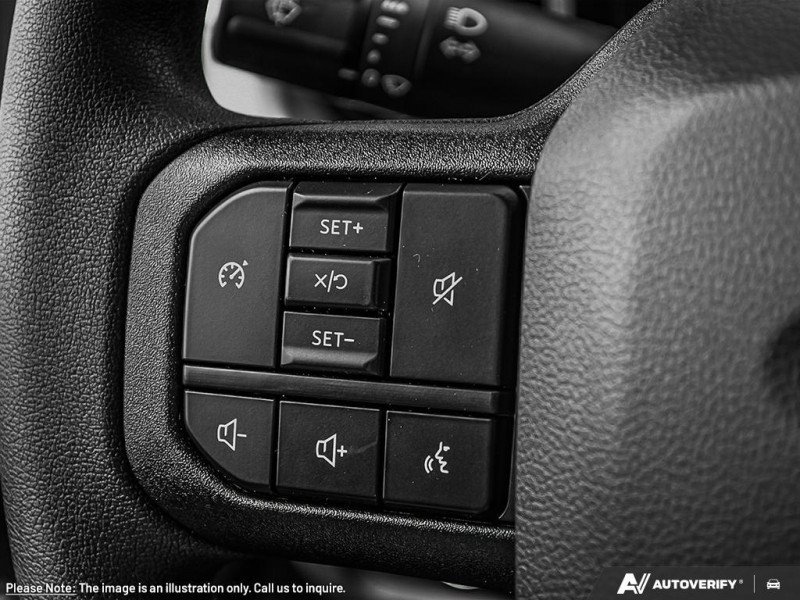 Ford F-350 Super Duty XLT  - Diesel Engine 1FT8W3BT3TED75575 136163