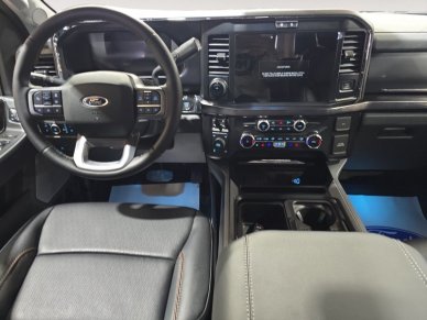 2026 Ford F-350 Super Duty Lariat  - Power Stroke - Image 9