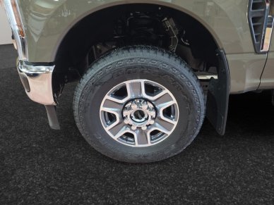 2026 Ford F-350 Super Duty Lariat  - Power Stroke - Image 14